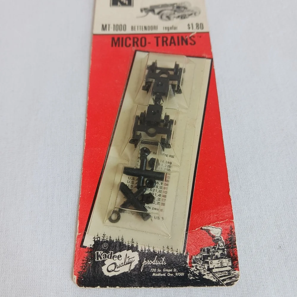 Vintage Kadee MT 1000 Micro Trains Coupler NOS